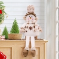 Détail de la poupée bonhomme de neige de Noël à longues jambes en tenue d'hiver à carreaux - Poupée de Bonhomme de Neige aux Jambes Pendantes