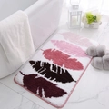 Alfombra de baño nórdica antideslizante con estampado de plumas coloridas en fondo blanco - 40x60cm / Pluma Danzante Roja