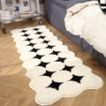 Moderne crèmekleurige loper met zwarte ruitsterren en onregelmatige golfvorm - 50X160CM / Room Donut