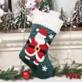 Grüner Weihnachtsstrumpf mit 3D-Weihnachtsmann und weißem Plüschrand für den Kamin - Weihnachtsmann / Grün