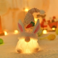 Gnomo pasquale luminoso con orecchie da coniglio e barba lucente per decorazione - Decorazione Sospesa Coniglio Luminoso Rosa / Rosa