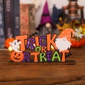 Décoration de table Halloween en bois avec gnome et citrouille Trick or Treat - Style TRICK OR TREAT (B25-008)