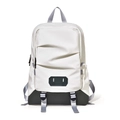 Zaino da viaggio beige minimalista con base nera e scritta decorativa stampata - Verde