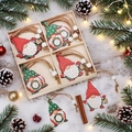 12-teiliges Set aus hölzernen Weihnachts-Wichteln in einer rustikalen Holz-Geschenkbox - Modell E (Q-J87)