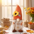 Gestrickter Erntedank-Zwerg mit orangefarbenem Sonnenblumenhut und langen Zöpfen - Gestrickte Orangefarbene Mütze Zöpfe Stil (W-WS81)