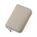 Minimalistisches RFID Leder-Kartenetui in Taupe mit strukturierter Narbung - Elefantengrau