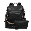 Detailansicht des schwarzen Lederrucksack-Sets mit gewebtem Riemen und Metallbeschlägen - Schwarz