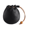 Portamonete vintage in pelle crazy horse nera con coulisse e dettaglio in legno - Nero