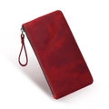 Vintage-Clutch aus Crazy-Horse-Leder in Dunkelrot mit Handgelenkschlaufe und Reißverschluss - Rot