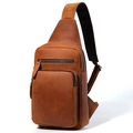 Zaino monospalla da uomo in pelle marrone scuro vintage con doppie tasche anteriori - Stile 6062 / Marrone