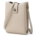 Bolso vertical de piel beige con textura de lichi y hebilla de rosa metálica dorada - Albaricoque