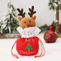 Sacchetto regalo di Natale rosso con renna di peluche e ricamo di un albero - Alce