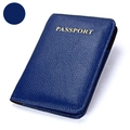 Protège-passeport en cuir bleu foncé avec gaufrage doré et texture grainée élégante - Bleu royal