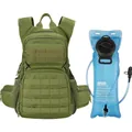 Detalle de la mochila táctica con bolsa de agua de TPU 3L y sistema de correas Molle - Verde