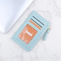 Porte-cartes bleu clair à motif crocodile avec plusieurs fentes et poche zippée - Bleu