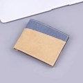 Cartera de lona para hombre en colores caqui y azul marino con costuras blancas finas - Estilo de Bloques de Color Caqui Azul Oscuro / Marrón