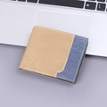 Cartera de lona para hombre en color caqui y azul denim con costuras blancas finas - Estilo Corto (13829) / café