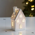 Casetta di Natale in ceramica bianca con calda luce LED e finestre traforate decorative - Stile C Casa Sottile Con Tetto Alto