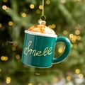 Grüne Kaffeetasse Weihnachtsanhänger mit Smell Aufschrift und Marshmallow-Detail Deko - Cappuccino Tasse