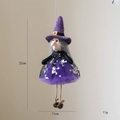 Halloween lila Hexenpuppe Deko mit Totenkopf-Netzkleid und Glöckchen, 22cm x 11cm - 22cm / Hexe