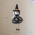 Halloween Hexe Totenkopf Deko-Anhänger mit schwarzem Netzrock und kleiner Glocke - 22cm / Geist