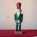 Casse-noisette en résine de 21cm, soldat en uniforme vert et chapeau rouge, Noël - Soldat Vert