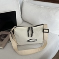 Borsa a tracolla chic in tela bianco crema da donna con coulisse e tracolla larga - Bianco
