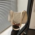 Borsa a spalla trapuntata crema con catena di perle e ricami eleganti - Bianco Sporco