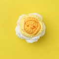 Handcrafted crochet rose in white and yellow gradient made from soft cotton yarn - With Calyx / Gradient Yellow