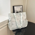 Sac fourre-tout en toile à carreaux bleus avec motifs de chat sur un bureau brillant - Vert