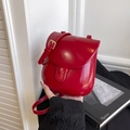 Chic red retro shell crossbody bag with glossy faux leather finish and gold buckle - Red