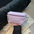 Lichtpaarse crossbody box tas van kunstleer met slangenstructuur en zilveren ketting - Paars