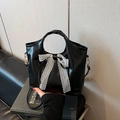 Sac fourre-tout élégant en similicuir noir avec nœud en dentelle blanche et style français - Noir