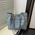 Blue denim tote bag with silver rhinestones and gold chain handle variant - Light Blue
