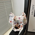 Borsa sottobraccio in tela bianca con stampe di orsetti colorati e manico arricciato - Stile Manico Arricciato Orso Dolce