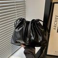 Sac fourre-tout noir brillant avec cordon de serrage et plis doux élégants - Noir