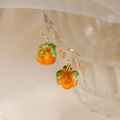 S925 Silber Anhänger Ohrringe mit orangefarbener Persimone und grünen Blattakzenten - Persimone Form (Shi Shi Ru Yi Ohrringe)