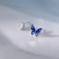 Orecchini a farfalla blu in argento S925 con zirconi chiari e design asimmetrico - Orecchino a Lobo Farfalla Blu con Singolo Zircone