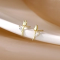 Pendientes de botón tulipán dorado con circonita marquesa en un diseño minimalista - Dorado