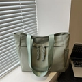 Grande borsa tote verde fagiolo con cinghie intrecciate per pendolari e tempo libero - Verde