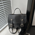 Retro Damen Rucksack aus schwarzem PU-Leder mit Umschlagklappe und Doppel-Schnallen-Design - Schwarz