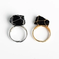 Handmade wire wrapped ring set with irregular black raw stones in gold and silver finish - Gold Style / Obsidian