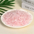 Natural tumbled rose quartz chips in white ceramic bowl for home decor and healing - Deep Color 7-9mm Specification (100g)