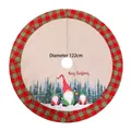Jupe de sapin de Noël 122cm avec motifs gnomes et bordure à carreaux rouge et vert - Jupe de Sapin en Lin Gnome Sans Visage / 122cm