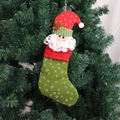 Dettaglio di una calza di Natale con Babbo Natale 3D e motivi decorativi di fiocchi di neve - Stile Babbo Natale (Verde)
