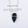 Colgante de obsidiana natural en forma de flecha con diseño de alambre de plata - Forma de Punta de Flecha / Negro Obsidiana