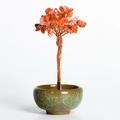 Arbre de cristal orange artisanal dans un bol en céramique verte pour la décoration - Style Bonsaï Agate Rouge