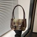Bolso de hombro de lana a cuadros estilo británico con adornos de cuero y hebillas - Verde