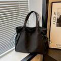 Borsa tote minimalista in nylon nero con dettagli coulisse e grande capacità - Nero