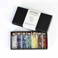Set di sette bottiglie dei desideri in cristallo naturale con chakra in scatola nera - Cristallo arcobaleno